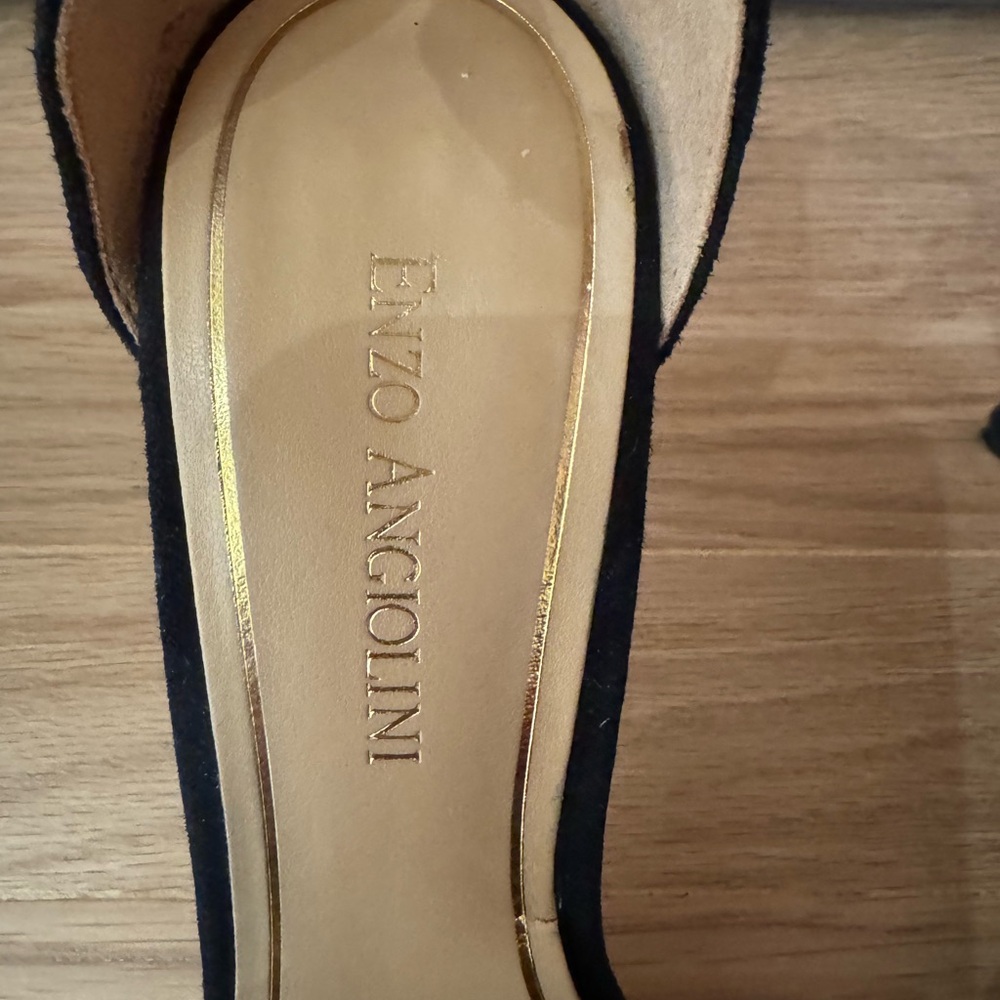 Enzo Angiolini black suede sandals, size 7 - Picture 6 of 10